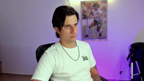 Jay Alvarrez online show from 09/19/25, 01:29