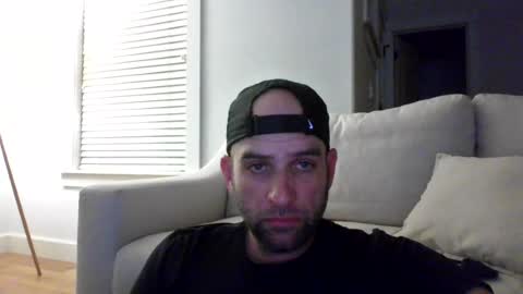 Snapshot of jaybee8112 chatting on 07/14/26, 06:40 jaybee8112 online show from 07/14/26, 06:40