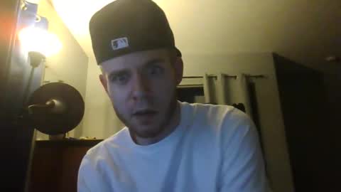 Snapshot of jaybrik92 chatting on 12/23/25, 03:26 Jlio Delgauto online show from 12/23/25, 03:26