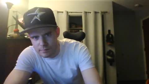 Snapshot of jaybrik92 chatting on 06/15/26, 02:14 Jlio Delgauto online show from 06/15/26, 02:14