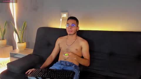 Jay online show from 11/24/25, 11:43