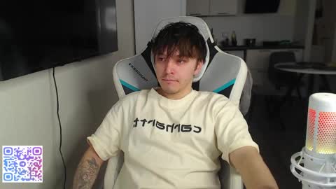 Jayce online show from 04/23/26, 04:03