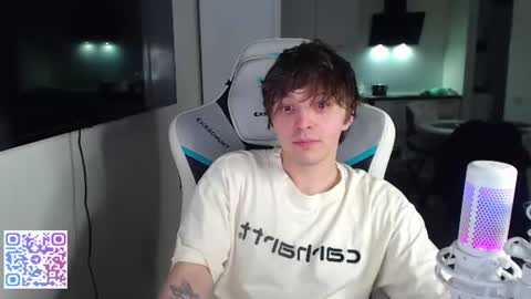 Snapshot of jayce_icestone chatting on 06/28/26, 04:24 Jayce online show from 06/28/26, 04:24