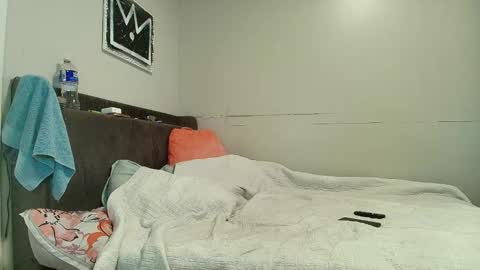 Naomiruty online show from 12/14/25, 05:57