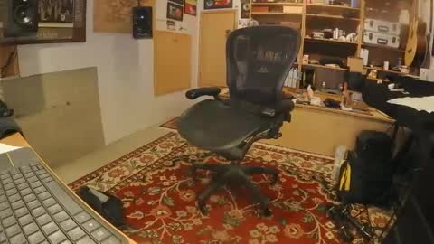 Snapshot of jaydub33 chatting on 12/13/24, 11:50 jaydub33 online show from 12/13/24, 11:50