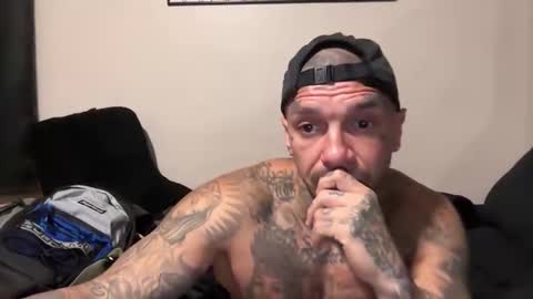 jayjaythebutcher23 online show from 04/23/26, 03:52