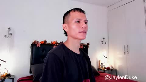 Jaylen and duke online show from 10/23/25, 11:09