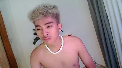 jaysee_hugecox online show from 04/18/26, 11:25