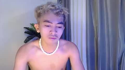 jaysee_hugecox online show from 04/20/26, 01:14