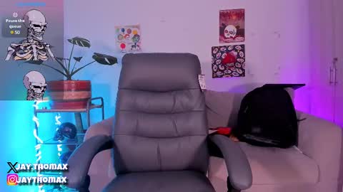 Snapshot of jaythomax chatting on 02/23/25, 08:55 jaythomax online show from 02/23/25, 08:55