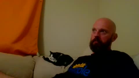 Snapshot of jayw82730 chatting on 10/07/25, 01:25 Jay online show from 10/07/25, 01:25