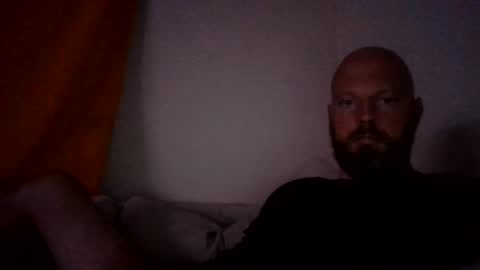 Snapshot of jayw82730 chatting on 06/19/26, 01:10 Jay online show from 06/19/26, 01:10