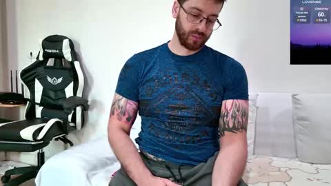 Snapshot of jayxcee_official chatting on 02/09/25, 03:11 jayxcee OFFICIAL online show from 02/09/25, 03:11