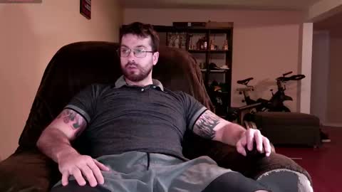 Snapshot of jayxcee_official chatting on 01/08/26, 02:14 jayxcee OFFICIAL online show from 01/08/26, 02:14