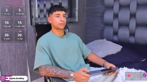 jaze_bradley online show from 10/13/25, 11:32