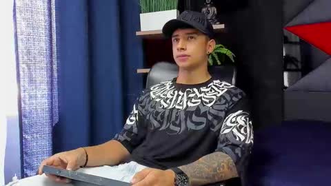 jaze_bradley online show from 11/22/25, 05:12