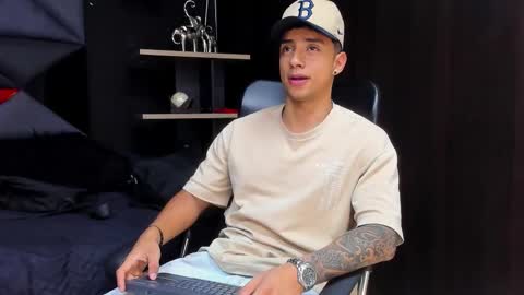 jaze_bradley online show from 12/04/25, 11:30