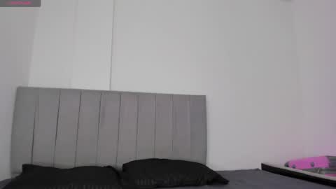 Jazly  online show from 05/19/26, 01:50