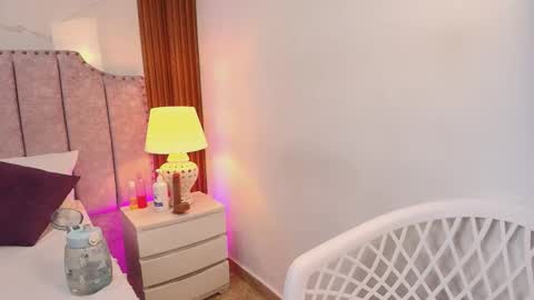 Jazmin online show from 11/01/25, 09:39