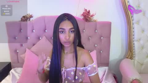 Jazmin  online show from 02/05/25, 07:31