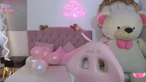 Jazmin  online show from 03/01/25, 07:15