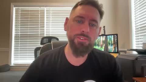 jazmine_jr_cruz online show from 04/28/26, 04:12