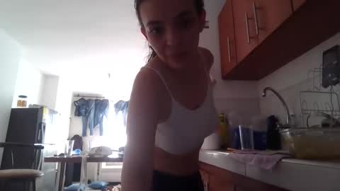 Snapshot of jazminojeda chatting on 05/16/26, 01:21 jazminojeda online show from 05/16/26, 01:21