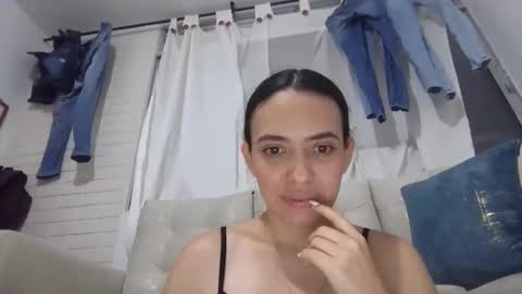 Snapshot of jazminojeda chatting on 05/17/26, 04:21 jazminojeda online show from 05/17/26, 04:21