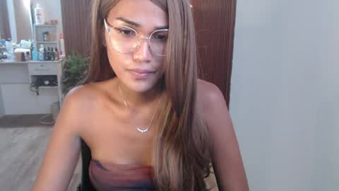 Snapshot of jazz0295 chatting on 05/10/26, 04:28 jasmine online show from 05/10/26, 04:28