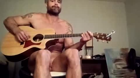 Snapshot of jbmck chatting on 10/19/25, 01:06 jackson bowling online show from 10/19/25, 01:06