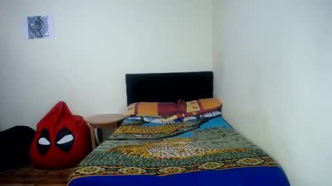 jboy_s online show from 04/23/26, 05:48