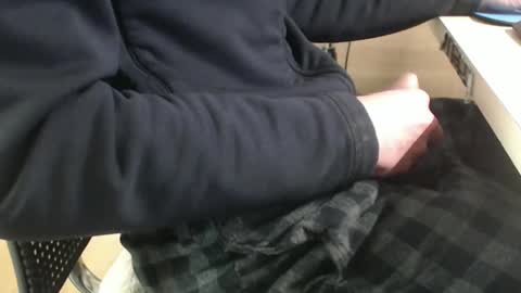 Snapshot of jc200000 chatting on 02/12/25, 06:19 jc200000 online show from 02/12/25, 06:19