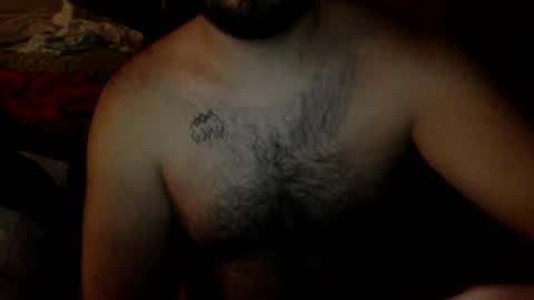 Snapshot of jc2013116 chatting on 12/18/25, 01:28 jc- new here online show from 12/18/25, 01:28