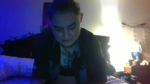 Snapshot of jcmystic25 chatting on 10/15/25, 01:06 jcmystic25 online show from 10/15/25, 01:06