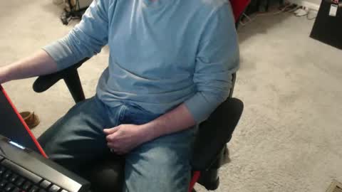 Snapshot of jcor13 chatting on 12/29/24, 01:13 Jim online show from 12/29/24, 01:13