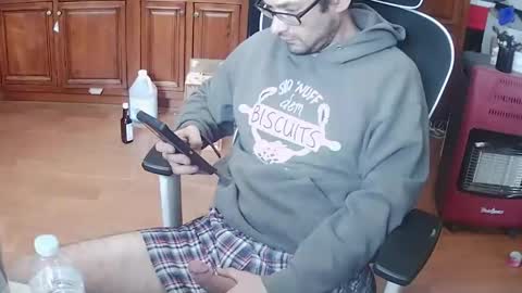 Snapshot of jd19852 chatting on 12/15/25, 07:40 jd19852 online show from 12/15/25, 07:40