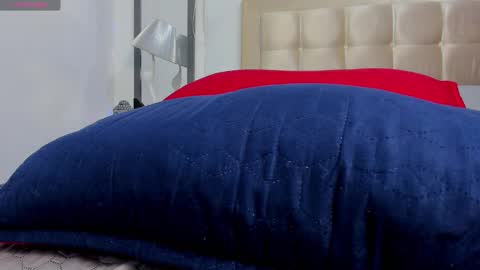 Snapshot of jdaniel_shellby chatting on 02/11/25, 03:29 jhon online show from 02/11/25, 03:29