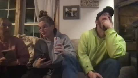 Snapshot of jdcumzzz chatting on 02/08/25, 02:36 jdcumzzz online show from 02/08/25, 02:36