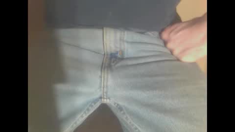 Snapshot of jddudecool chatting on 02/19/25, 05:16 jddudecool online show from 02/19/25, 05:16