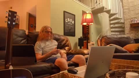 JDinEuless online show from 09/11/25, 10:43