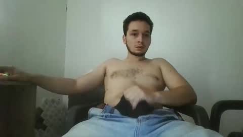 Snapshot of jdlh05 chatting on 12/05/25, 04:36 jdlh05 online show from 12/05/25, 04:36