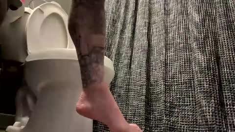 Snapshot of jdubfun chatting on 01/17/25, 03:34 jdubfun online show from 01/17/25, 03:34