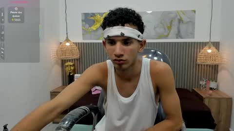 jdwhite18 online show from 04/24/26, 04:15