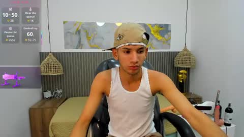 jdwhite18 online show from 06/22/26, 04:31