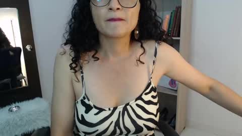 jeam_hot online show from 01/03/25, 07:39