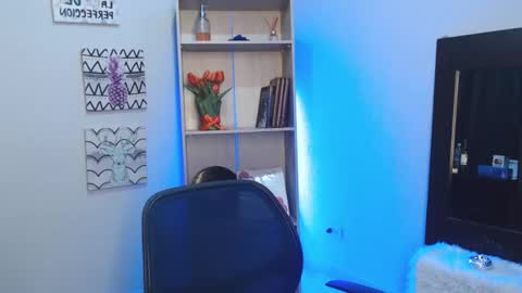 jeam_hot online show from 01/19/25, 08:41