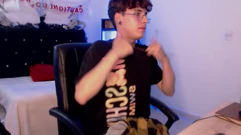 jeam_hot online show from 10/30/25, 10:10