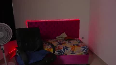 jean_burns online show from 02/25/26, 07:23