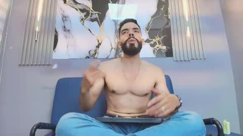 Snapshot of jean_lewis2 chatting on 02/25/26, 01:43 JEAN online show from 02/25/26, 01:43