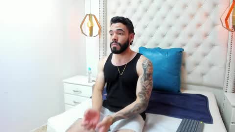 JEAN online show from 04/15/26, 09:04